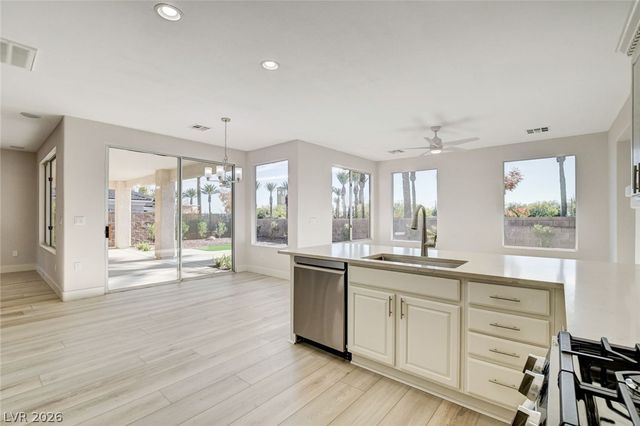 10623 Riva De Fiore Avenue, Las Vegas, NV 89135