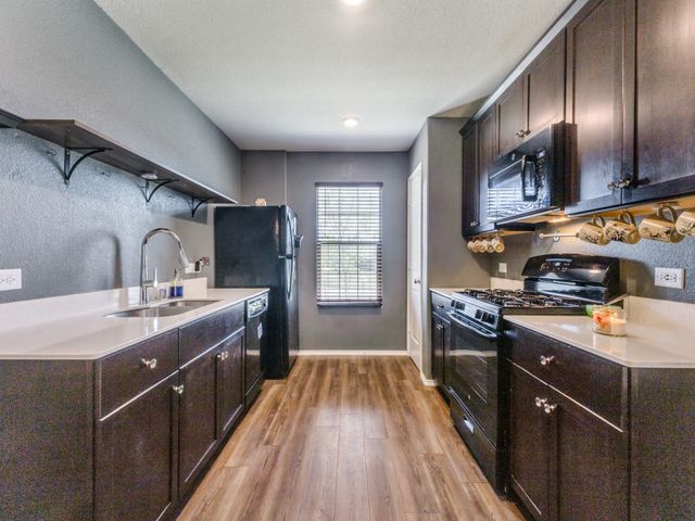 5560 Mcclelland Street, Forney, TX 75126