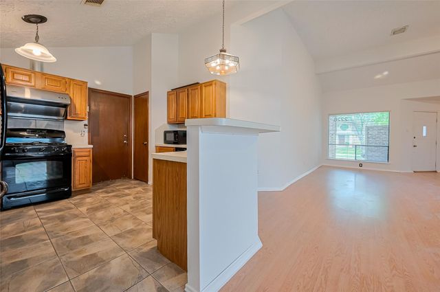 2226 Canebreak Crossing, Sugar Land, TX 77478