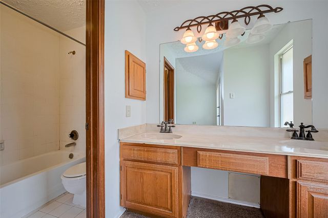 2226 Canebreak Crossing, Sugar Land, TX 77478