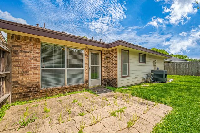 2226 Canebreak Crossing, Sugar Land, TX 77478