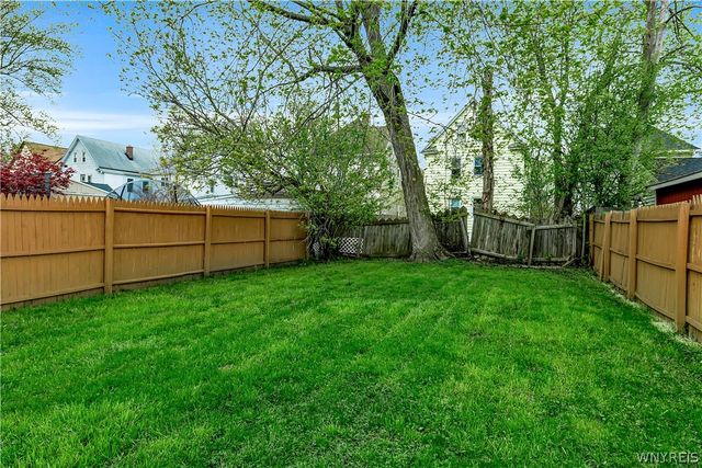 30 Ashton Place, Buffalo, NY 14220