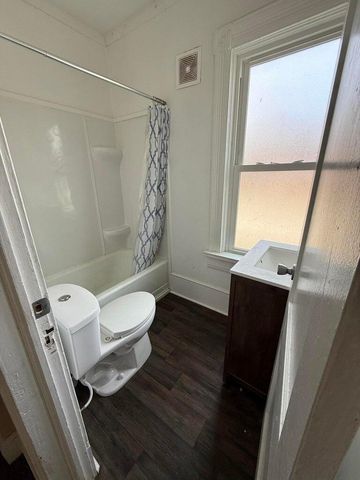 1842 Lasalle STREET, Racine, WI 53402