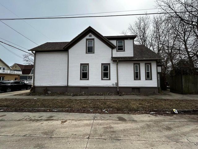 1842 Lasalle STREET, Racine, WI 53402