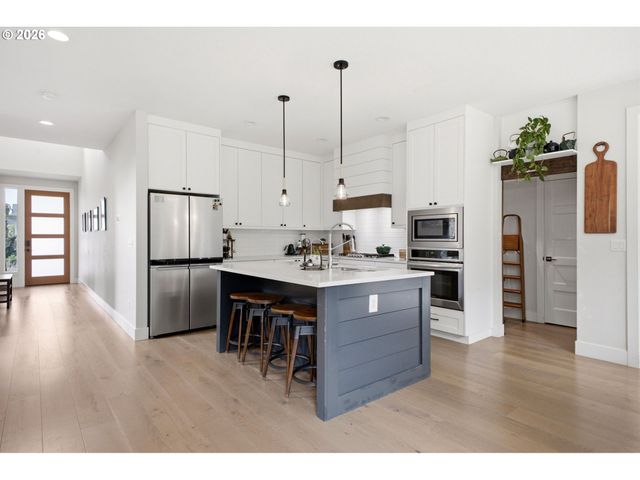 6518 Ne 107TH St, Vancouver, WA 98686