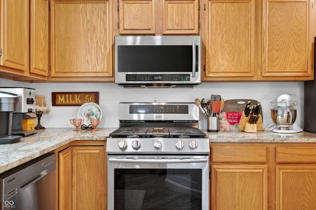 9167 N Newark Road, Solsberry, IN 47459