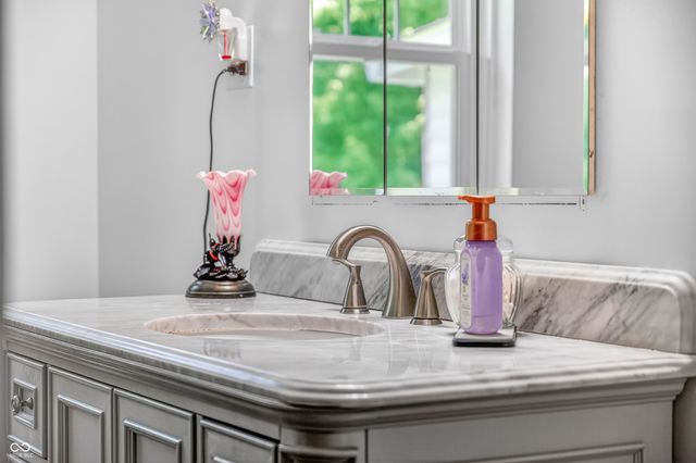 9167 N Newark Road, Solsberry, IN 47459