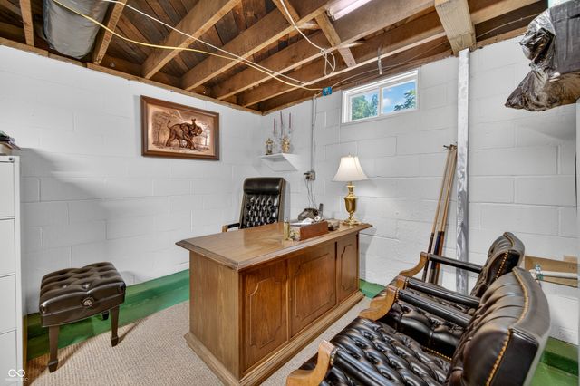 9167 N Newark Road, Solsberry, IN 47459