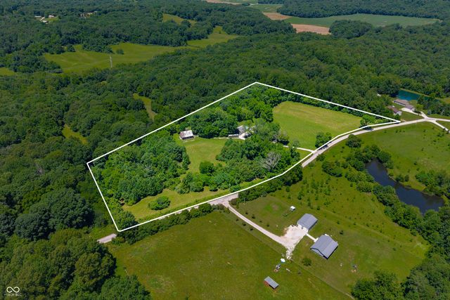 9167 N Newark Road, Solsberry, IN 47459