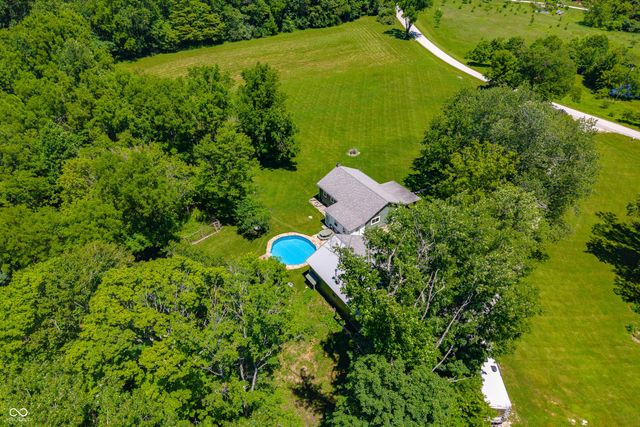 9167 N Newark Road, Solsberry, IN 47459