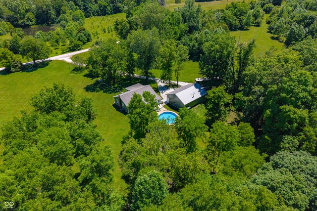 9167 N Newark Road, Solsberry, IN 47459