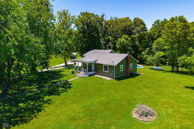 9167 N Newark Road, Solsberry, IN 47459