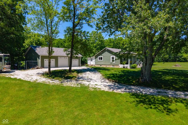 9167 N Newark Road, Solsberry, IN 47459