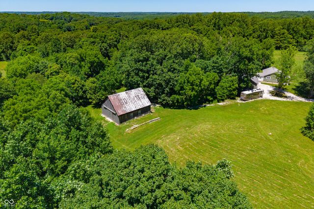 9167 N Newark Road, Solsberry, IN 47459