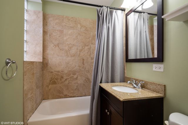 2013 N Leavitt Street 2, Chicago, IL 60647