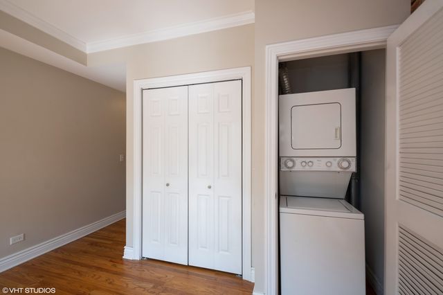 2013 N Leavitt Street 2, Chicago, IL 60647