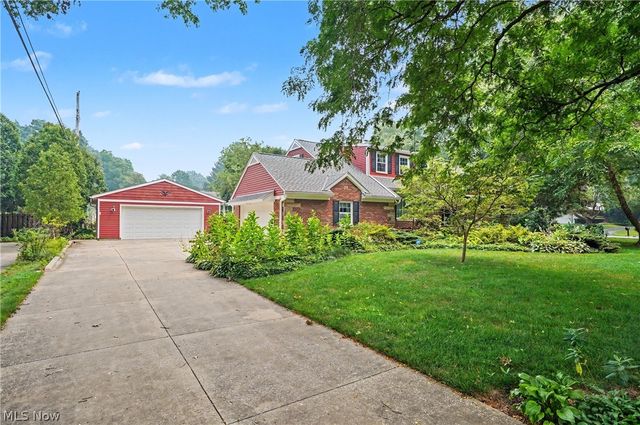 370 Kimberly Road, Akron, OH 44313