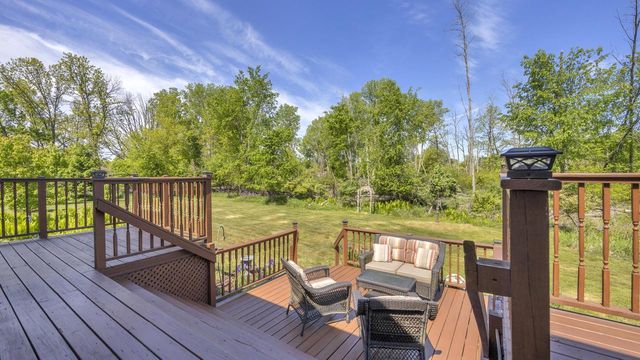 2720 Monarch CIRCLE, Sheboygan, WI 53083