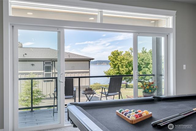 2110 Lafayette Street, Steilacoom, WA 98388