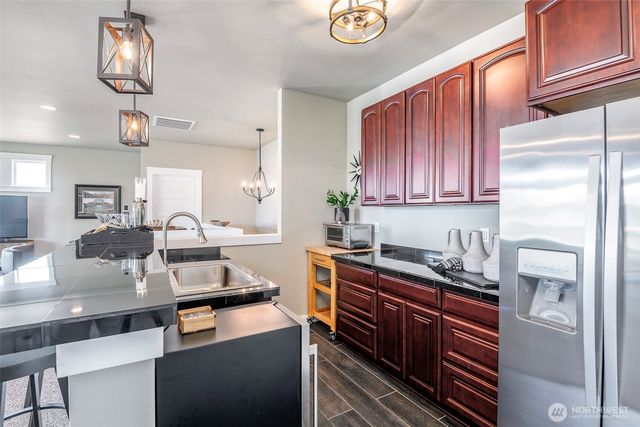 2110 Lafayette Street, Steilacoom, WA 98388