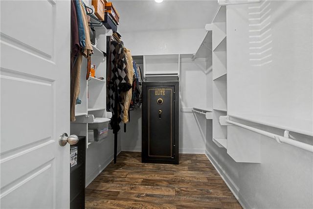 2337 Stonemill Drive, Fayetteville, AR 72701