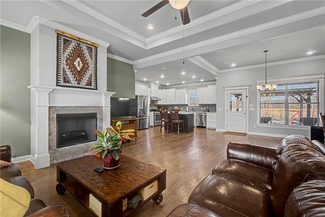 2337 Stonemill Drive, Fayetteville, AR 72701