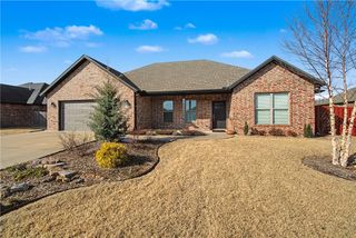 2337 Stonemill Drive, Fayetteville, AR 72701