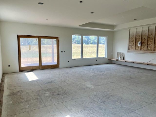 W8794 Goldenrod Trail, Cambridge, WI 53523