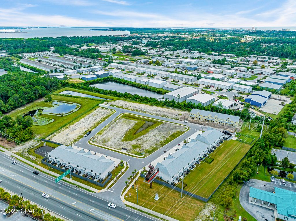 Image 10 of property listing at 7681 Grotto Lane 17, Panama City Beach, FL 32408