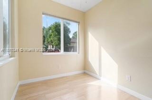 1416 N 2nd Ave N, Lake Worth, FL 33460