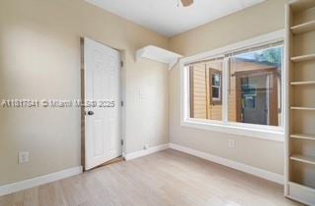1416 N 2nd Ave N, Lake Worth, FL 33460