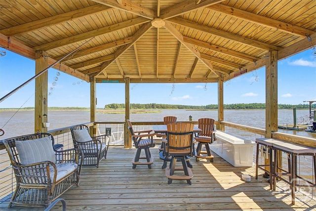 164 River Road, Midway, GA 31320