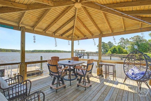 164 River Road, Midway, GA 31320