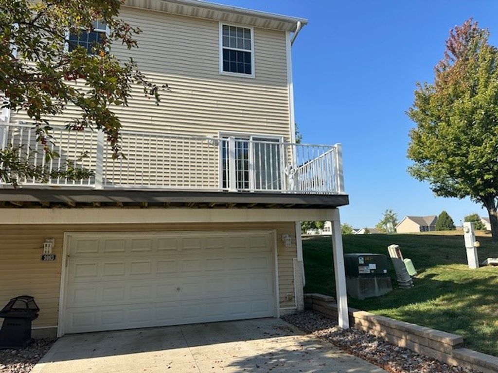 3003 SW White Birch Drive, Ankeny, IA 50023