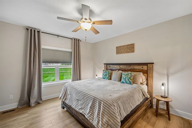 100 Summit Circle NW, Bondurant, IA 50035