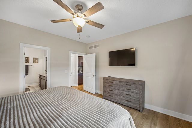 100 Summit Circle NW, Bondurant, IA 50035