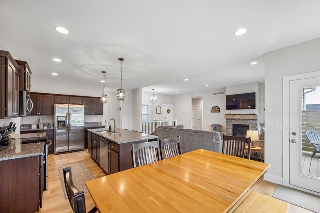 100 Summit Circle NW, Bondurant, IA 50035