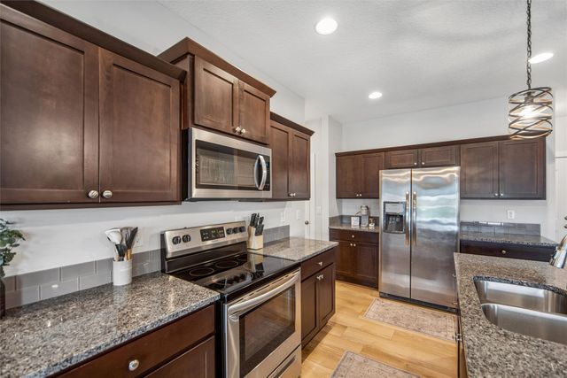 100 Summit Circle NW, Bondurant, IA 50035