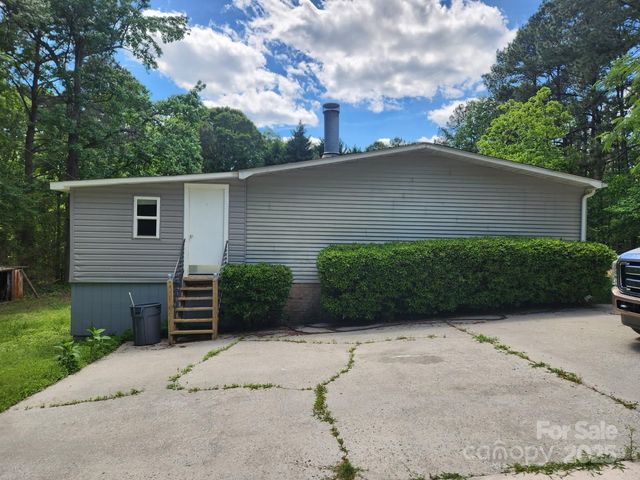 269 Saddle Road, Lancaster, SC 29720