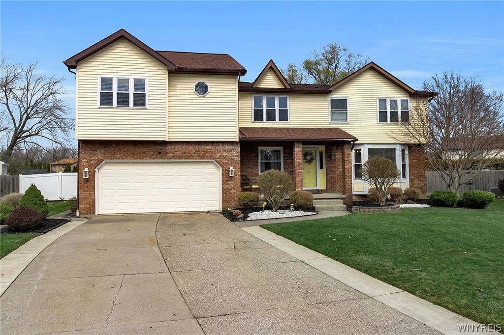 67 Westcliffe Drive, Amherst, NY 14228