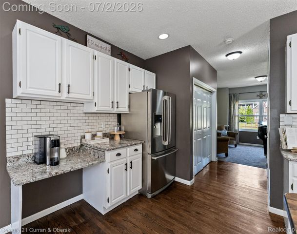 9298 Anacapa Bay Drive, Hamburg Township, MI 48169