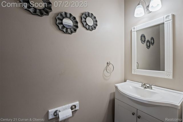 9298 Anacapa Bay Drive, Hamburg Township, MI 48169