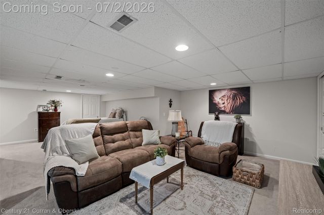 9298 Anacapa Bay Drive, Hamburg Township, MI 48169