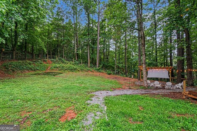 597 Cedarcrest Road, Dallas, GA 30132