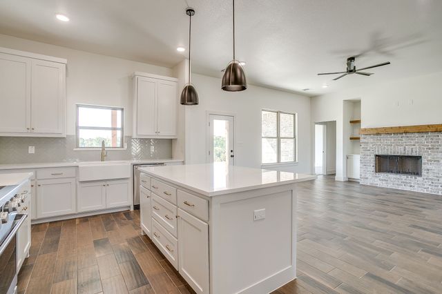 237 Kilkenny Road, Poolville, TX 76487