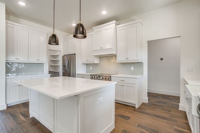 237 Kilkenny Road, Poolville, TX 76487