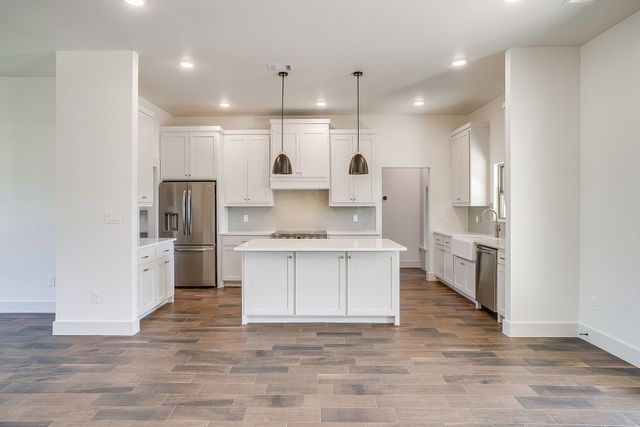 237 Kilkenny Road, Poolville, TX 76487