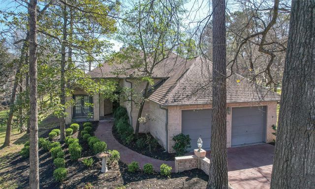 30 Winthrop Harbor Court, Montgomery, TX 77356