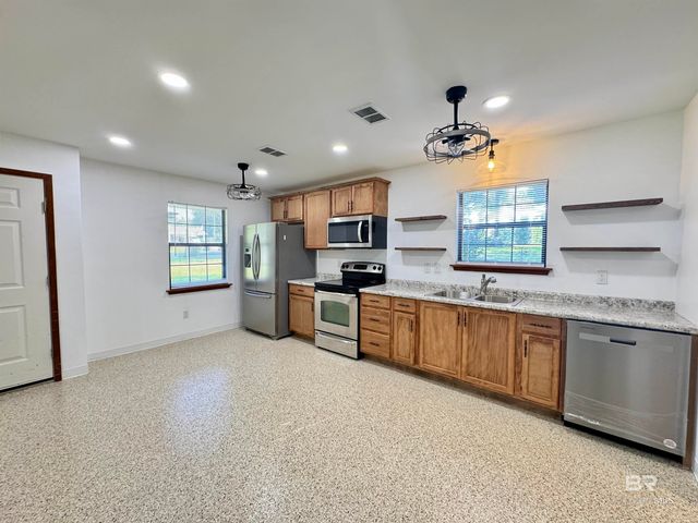 15900 Taylor Road, Bay Minette, AL 36507