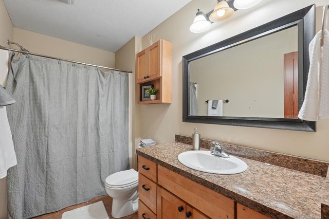 2711 Hilltop Lane, River Falls, WI 54022